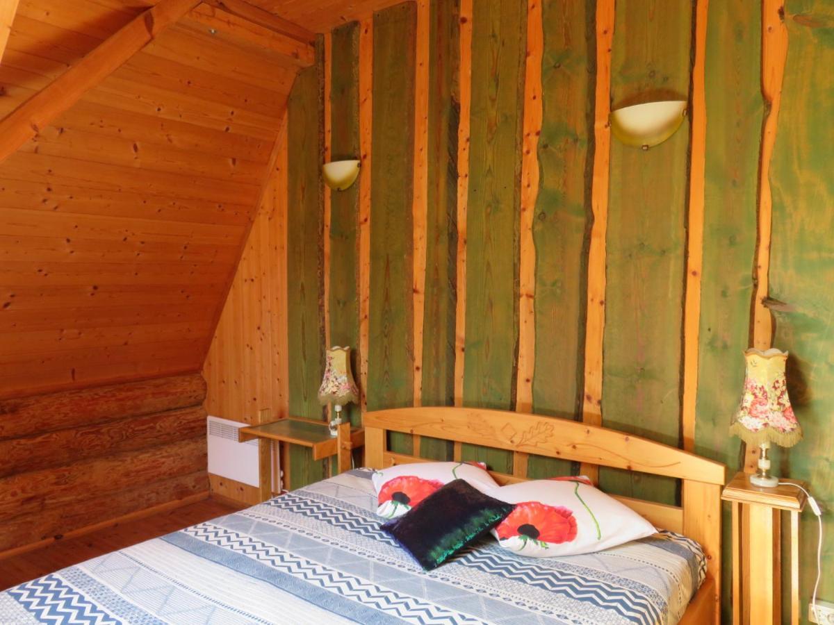 Guest House Leveri Valgalciems Exterior photo